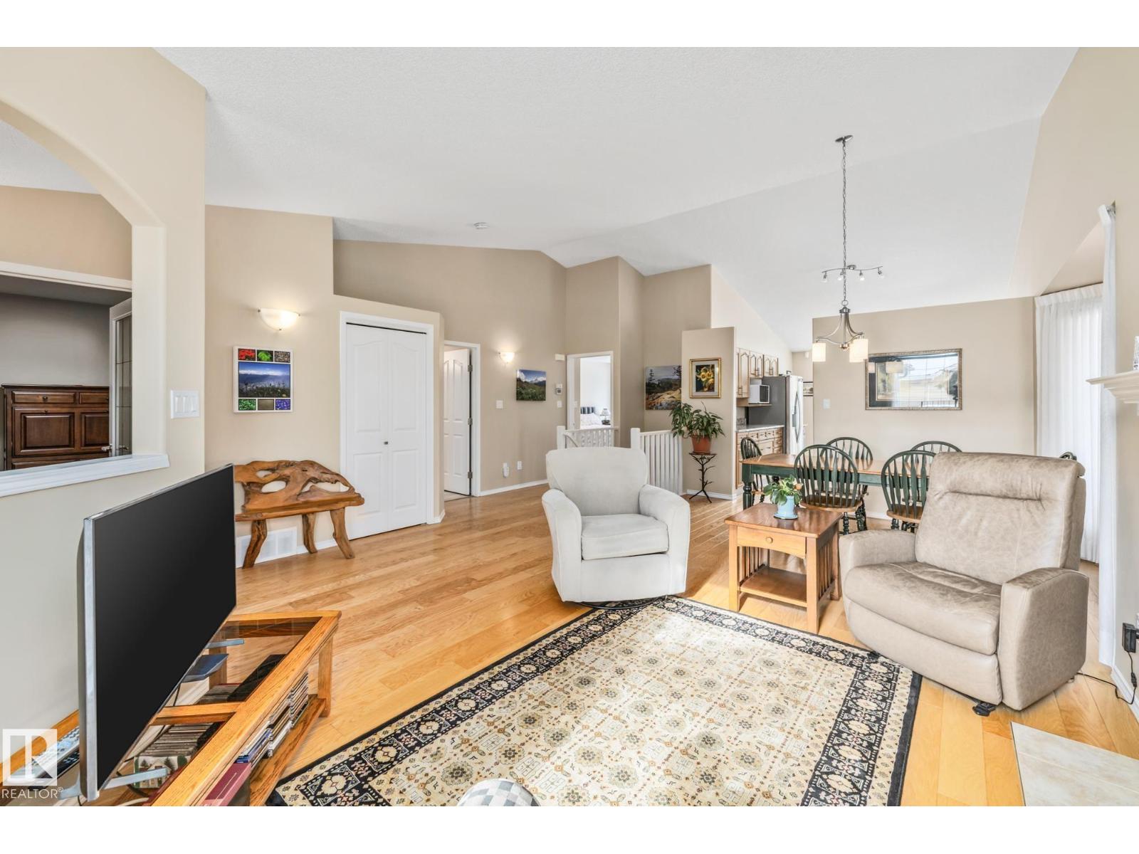 
          48 920 119 Street NW
            <br/>
            <span>Edmonton</span>
            , 
            <span>AB</span>
             <span>T6J7H2</span>
         - Photo 7