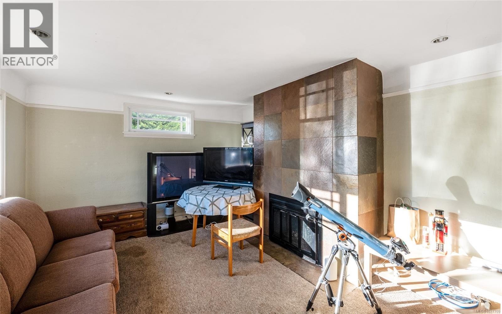  3026 Donald Street, Saanich