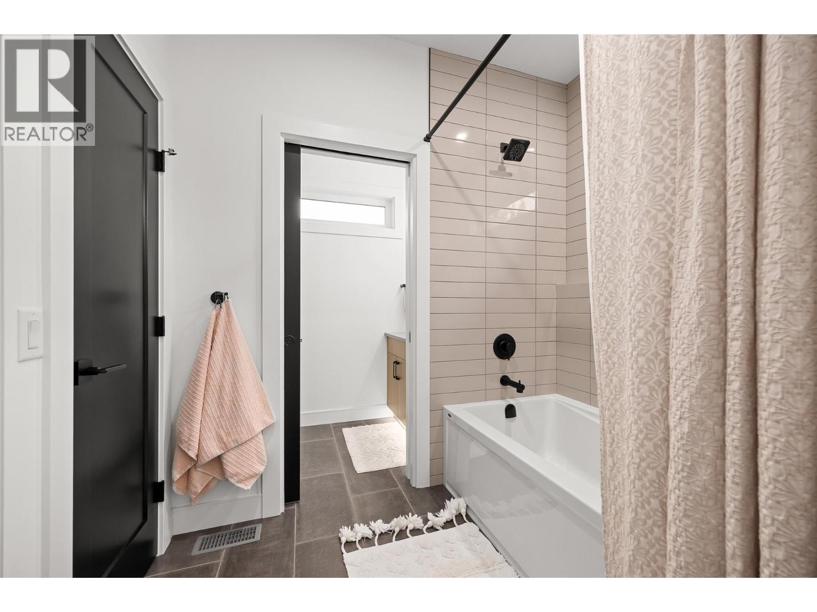 415 Hawk Hill Drive, Kelowna