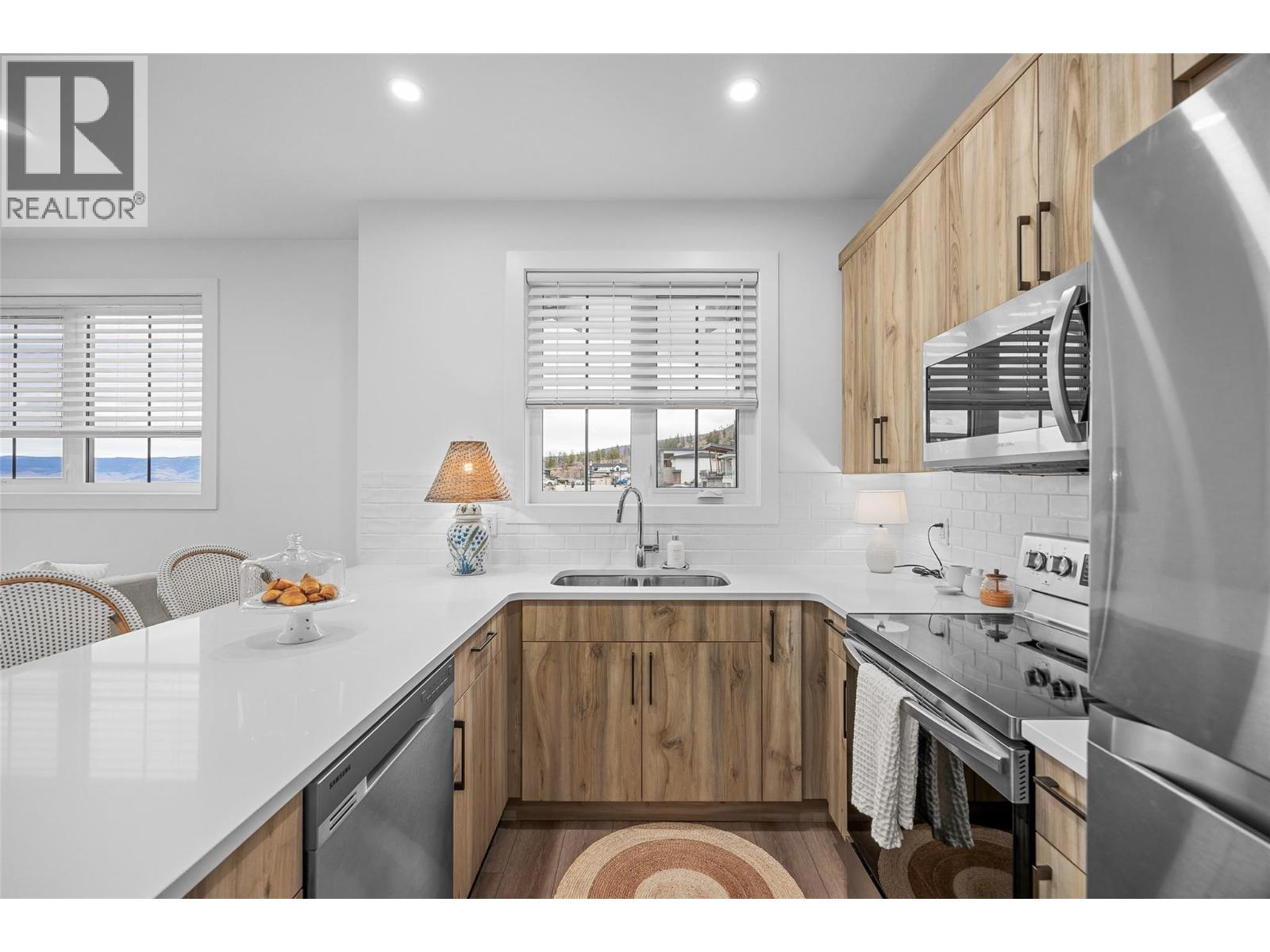 415 Hawk Hill Drive, Kelowna