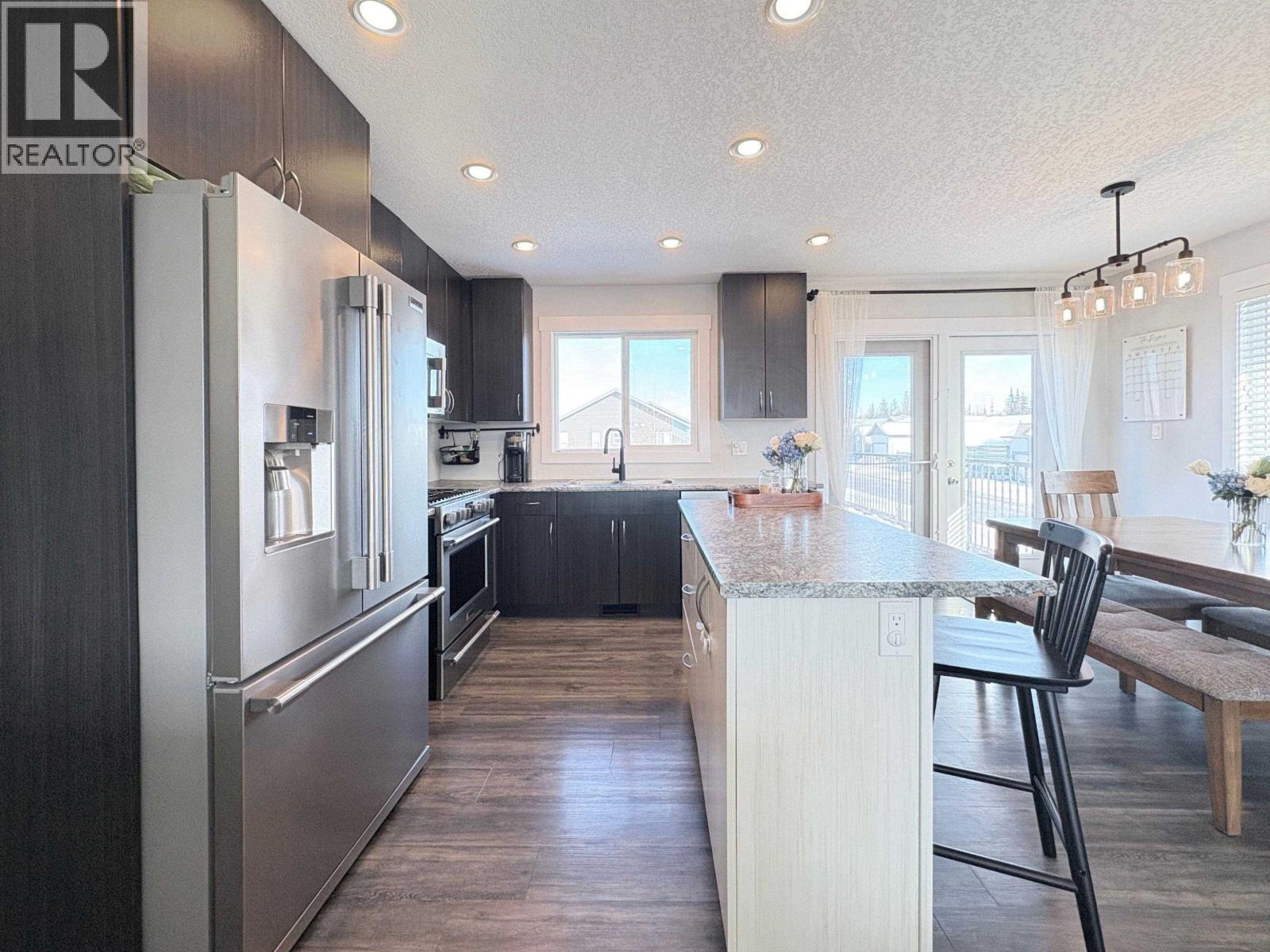 5228 WOODVALLEY DRIVE - 10