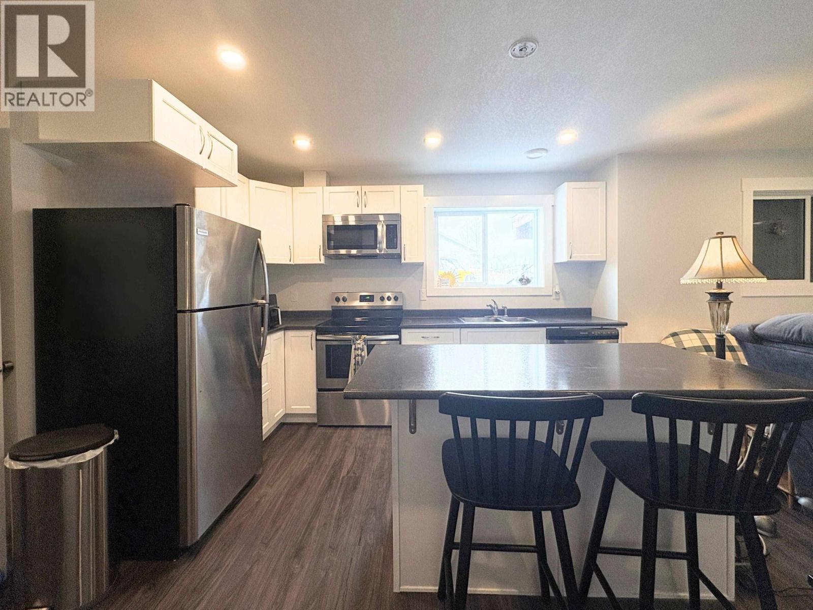 5228 WOODVALLEY DRIVE - 27