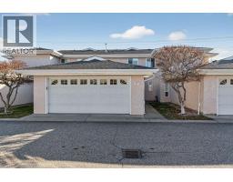13 1800 Parkview Crescent, Kelowna
