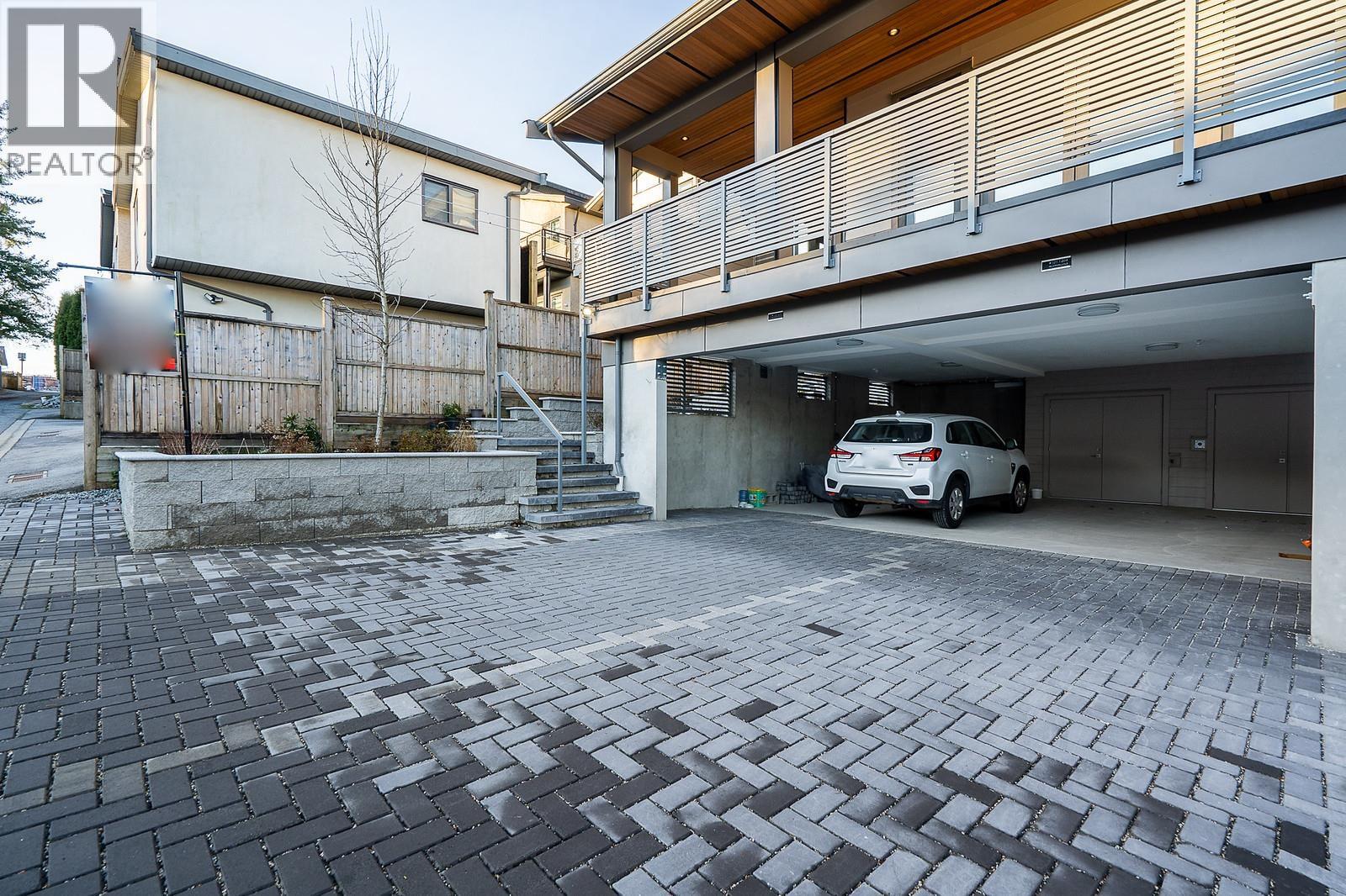 101 1204 HAMMOND AVENUE, Coquitlam
