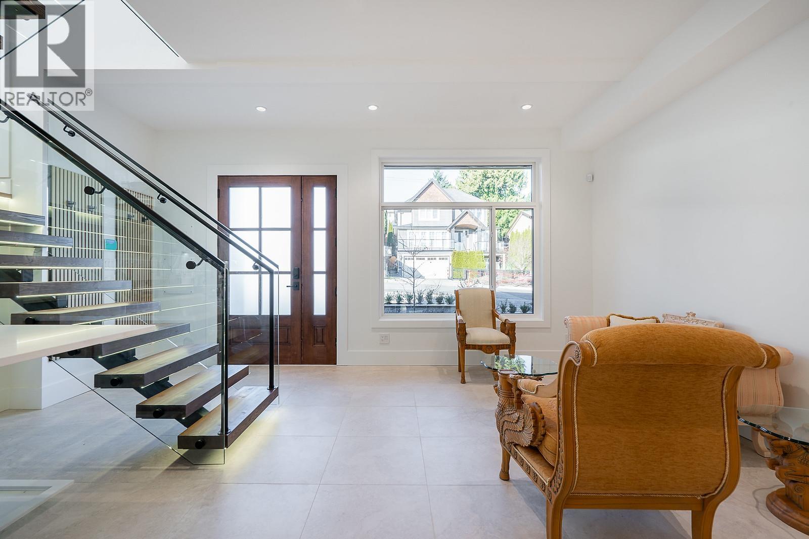 101 1204 HAMMOND AVENUE, Coquitlam