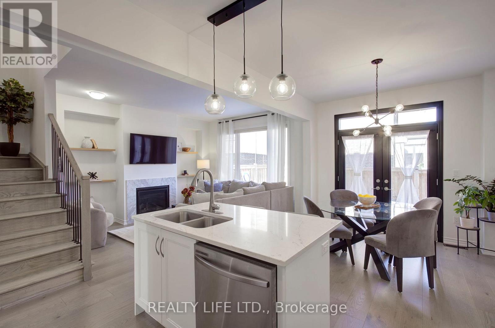 484 THORNBORROW COURT - 8