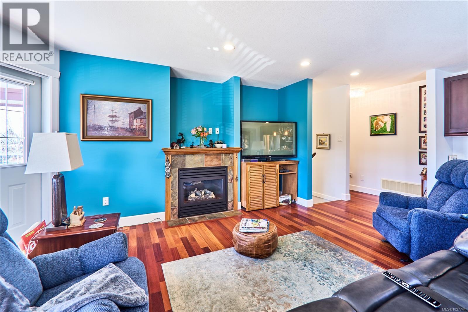 462 Poets Trail Dr, Nanaimo