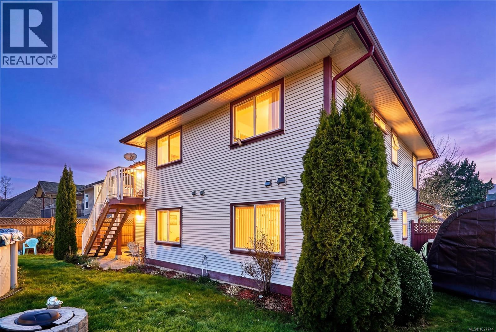 462 Poets Trail Dr, Nanaimo