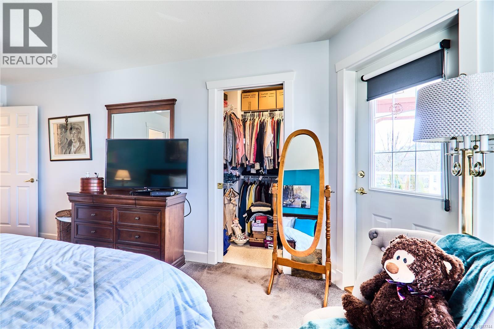 462 Poets Trail Dr, Nanaimo