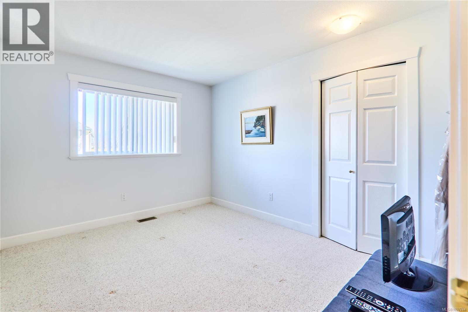 462 Poets Trail Dr, Nanaimo