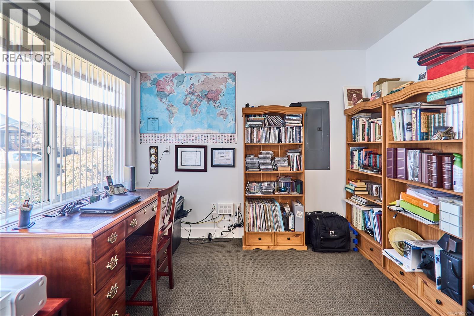 462 Poets Trail Dr, Nanaimo