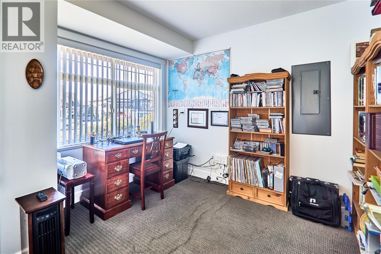 462 Poets Trail Dr, Nanaimo