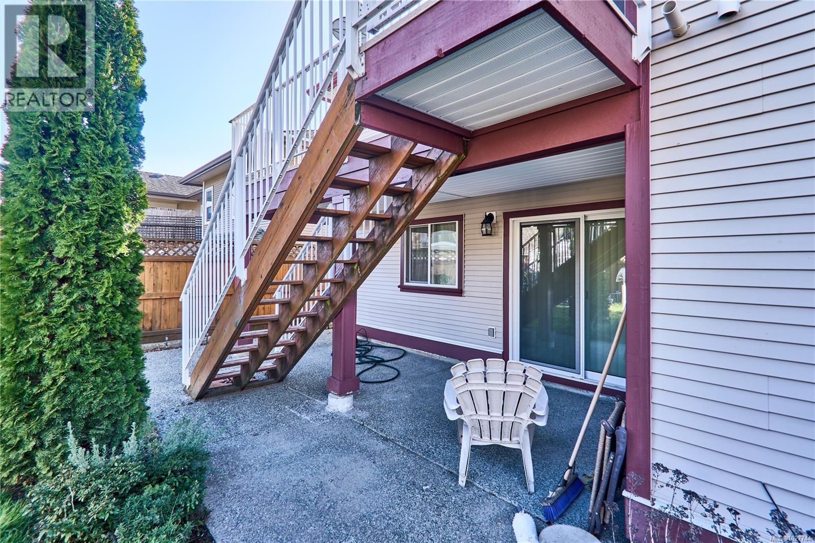 462 Poets Trail Dr, Nanaimo