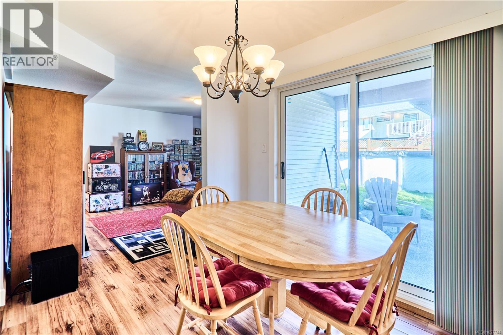 462 Poets Trail Dr, Nanaimo