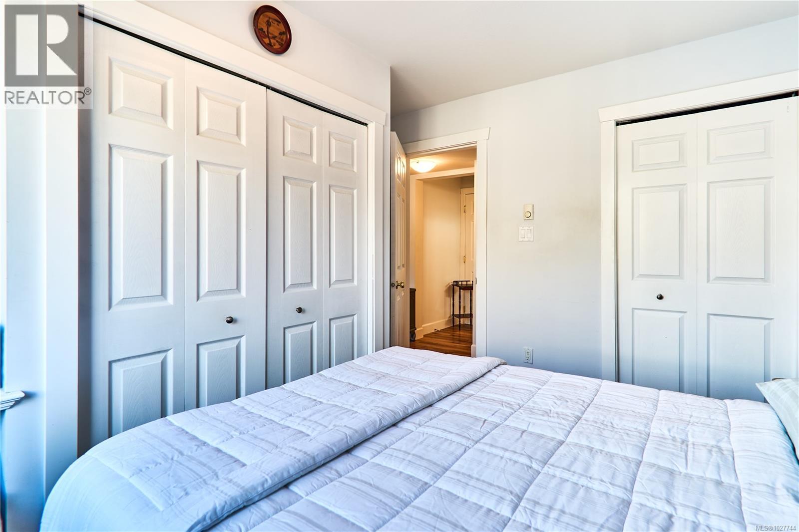 462 Poets Trail Dr, Nanaimo