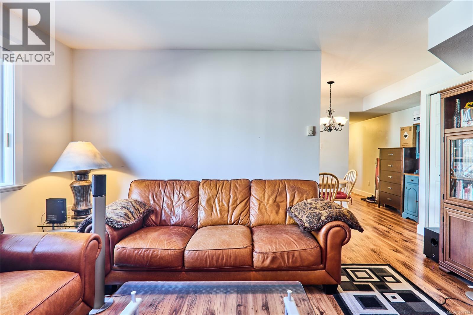 462 Poets Trail Dr, Nanaimo