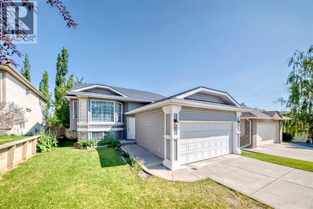 28 Harvest Oak Drive NE, Calgary, Alberta