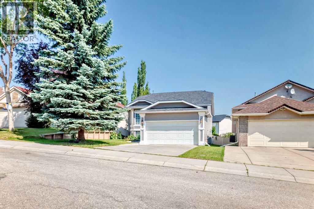 Single Family House Bi-level for Sale in  Harvest Oak Drive NE Harvest Hills Calgary 