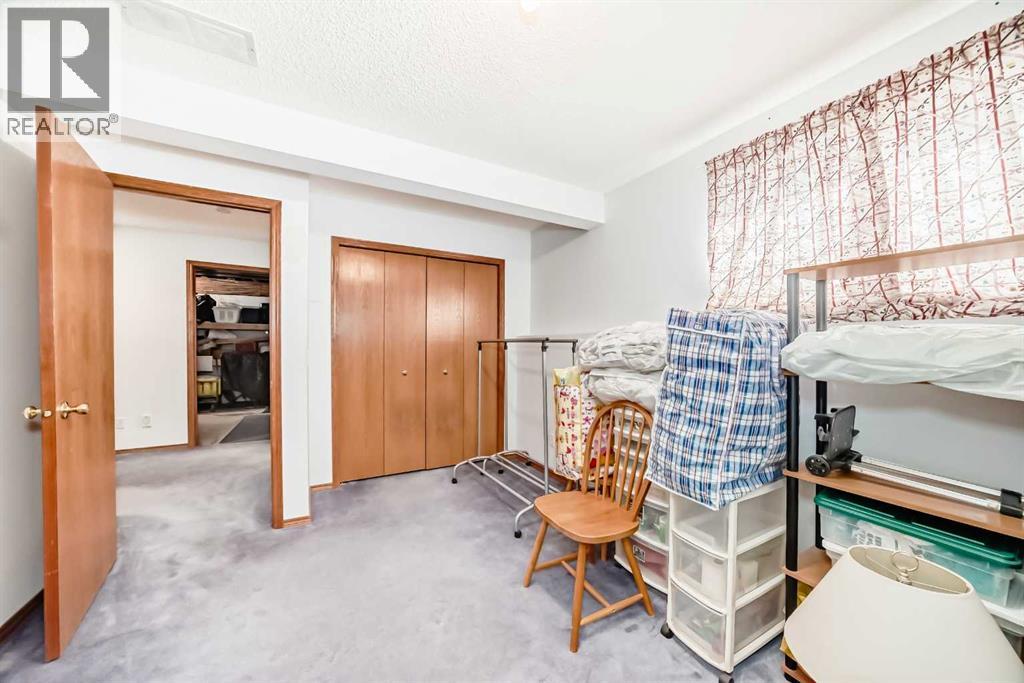 Single Family House Bi-level for Sale in  Harvest Oak Drive NE Harvest Hills Calgary 