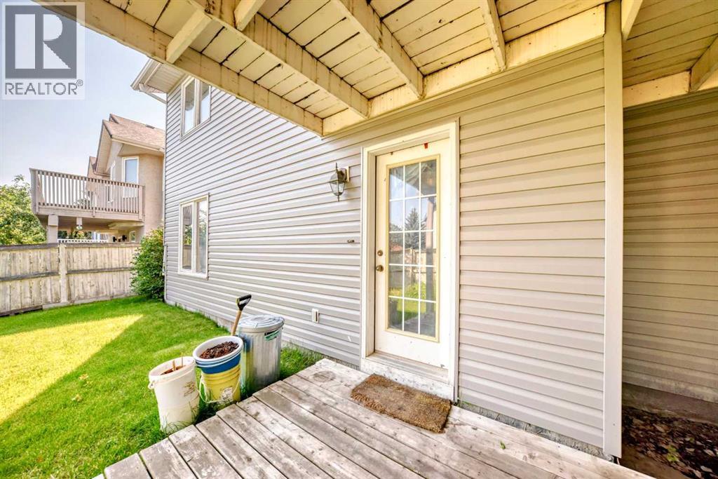 Single Family House Bi-level for Sale in  Harvest Oak Drive NE Harvest Hills Calgary 