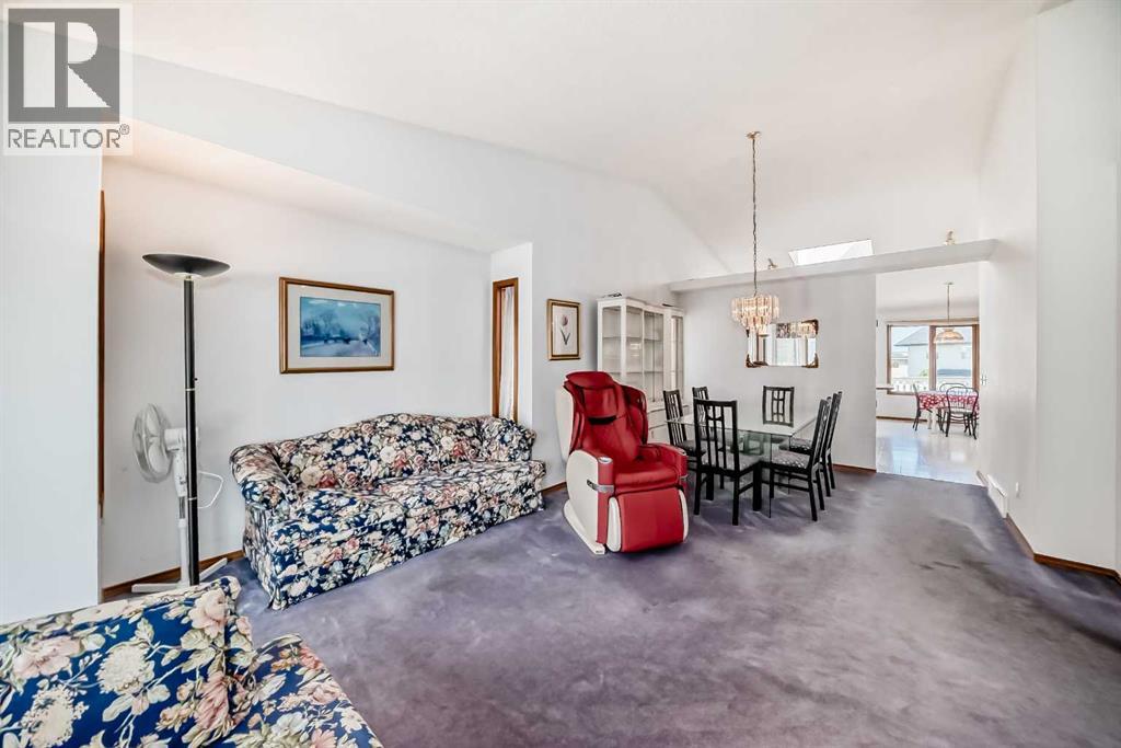 Single Family House Bi-level for Sale in  Harvest Oak Drive NE Harvest Hills Calgary 