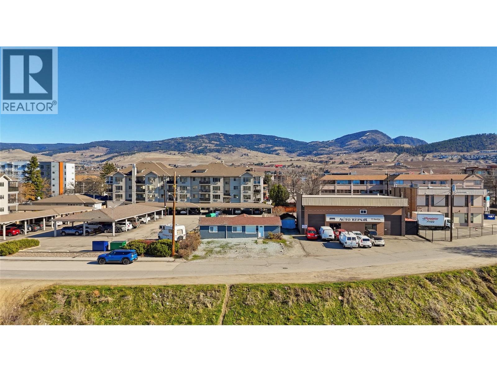  215 Froelich Road, Kelowna
