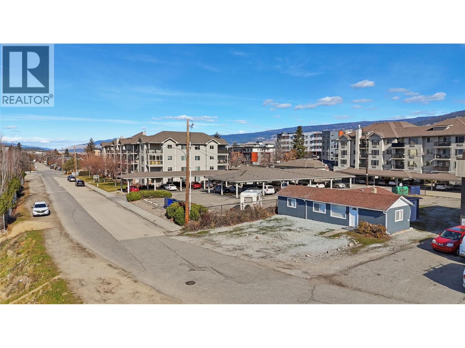  215 Froelich Road, Kelowna