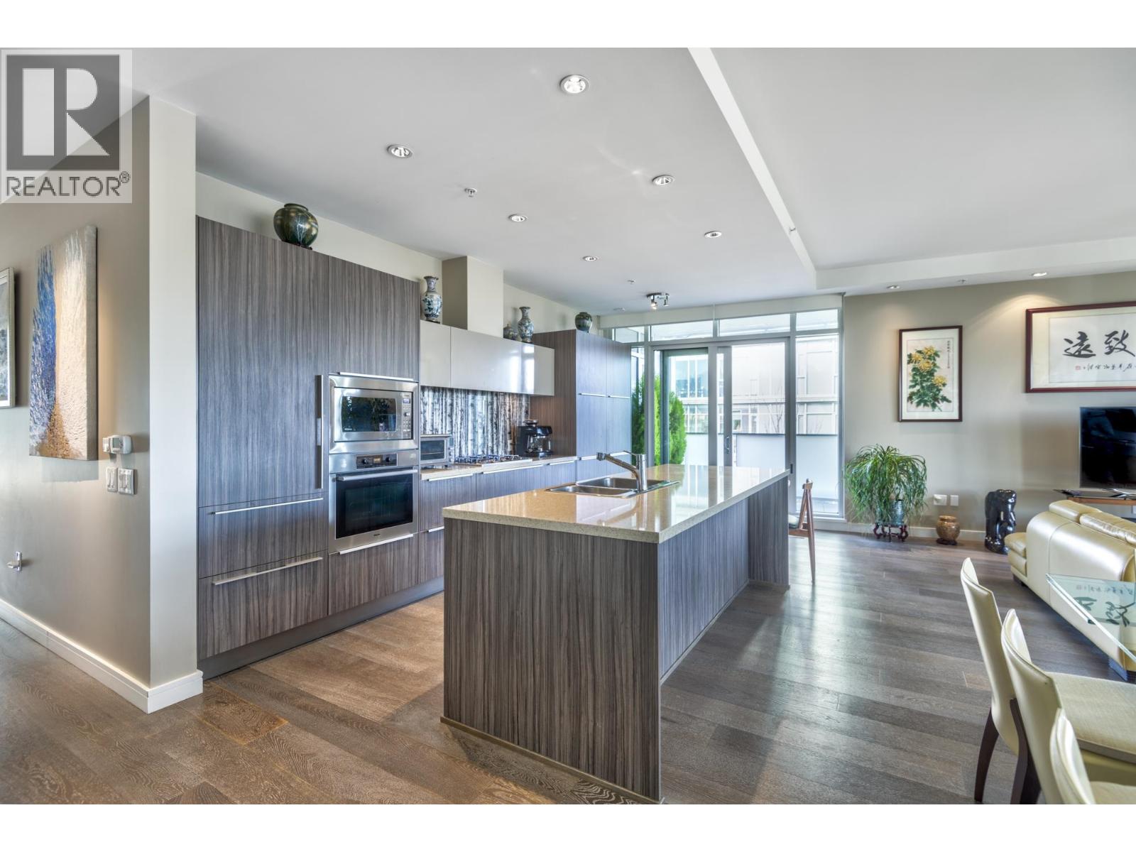 504 181 ATHLETES WAY, Vancouver