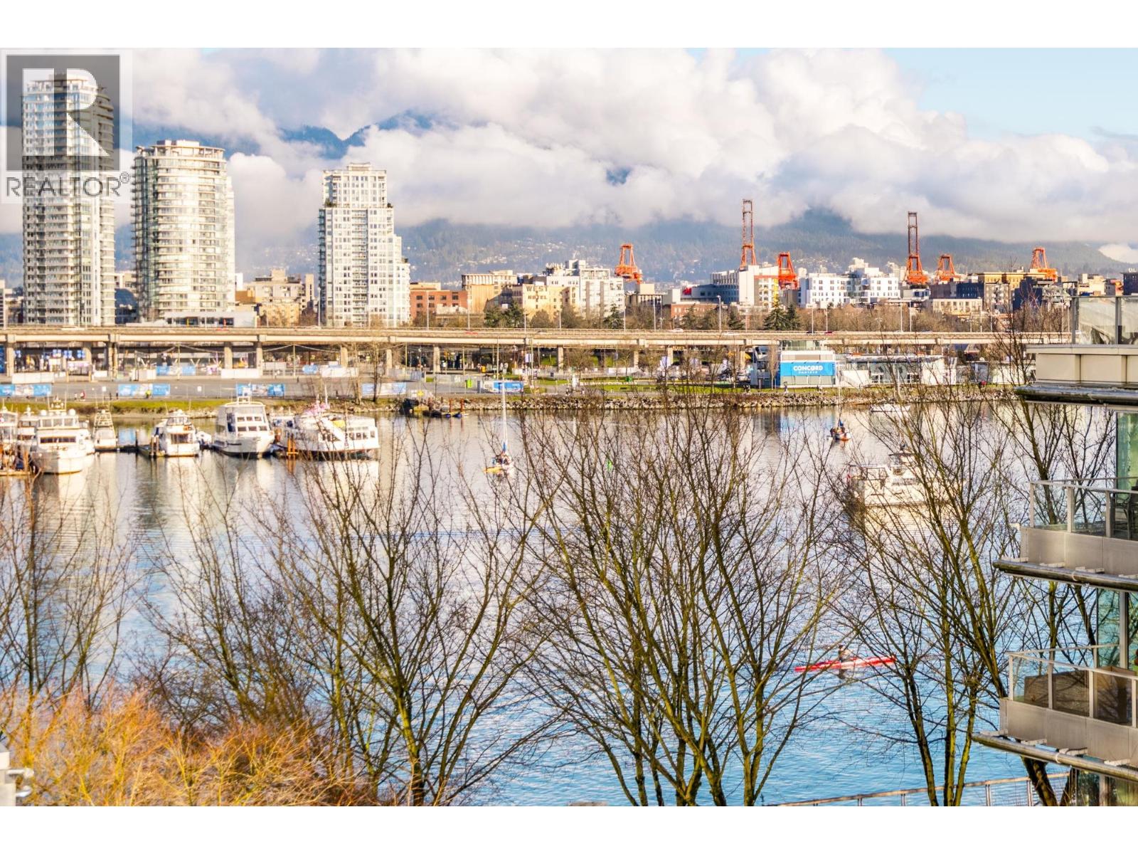 504 181 ATHLETES WAY, Vancouver