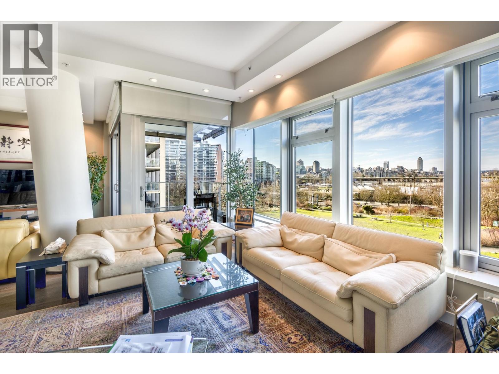 504 181 ATHLETES WAY, Vancouver