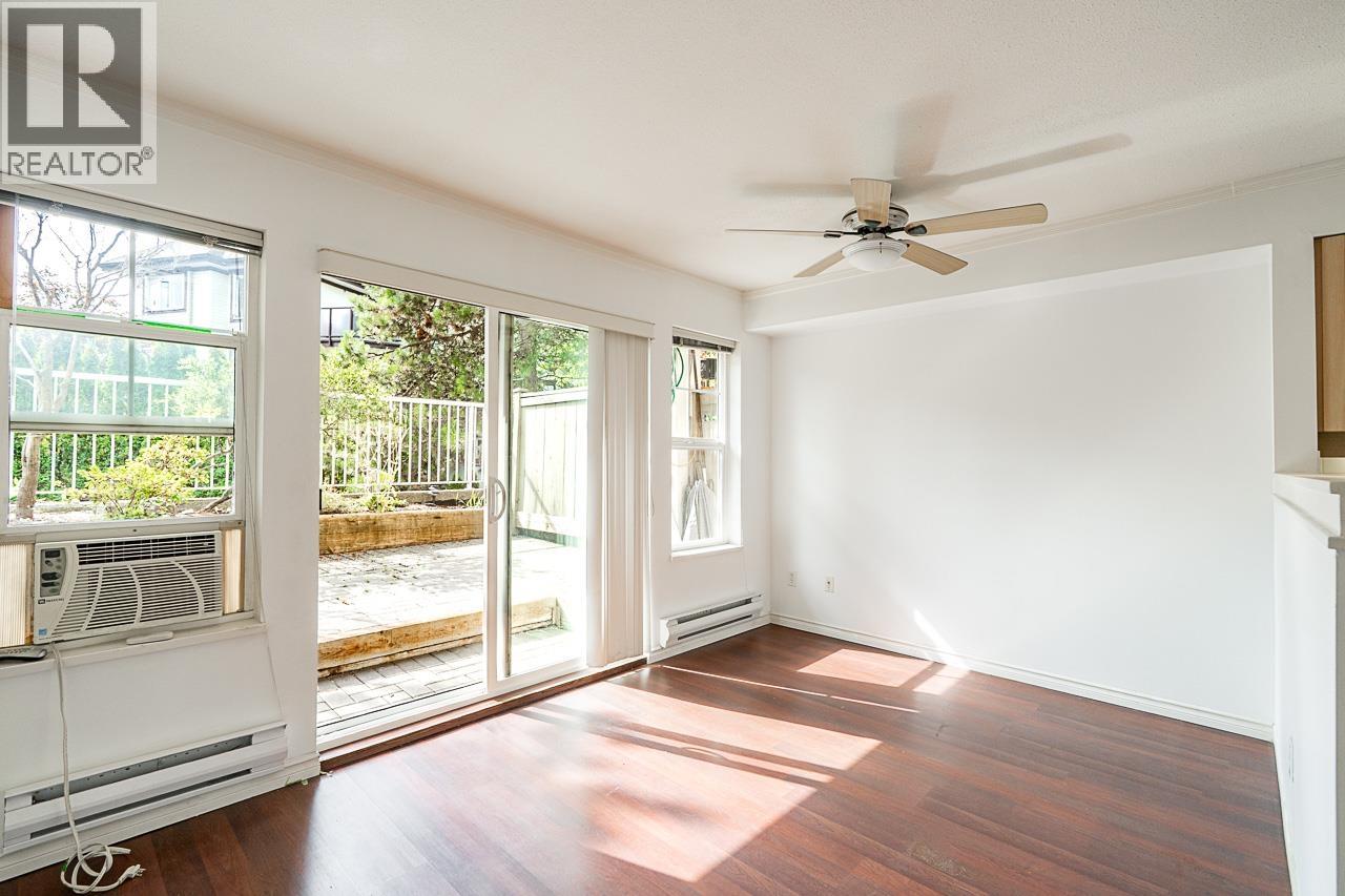 4 7179 18TH AVENUE, Burnaby