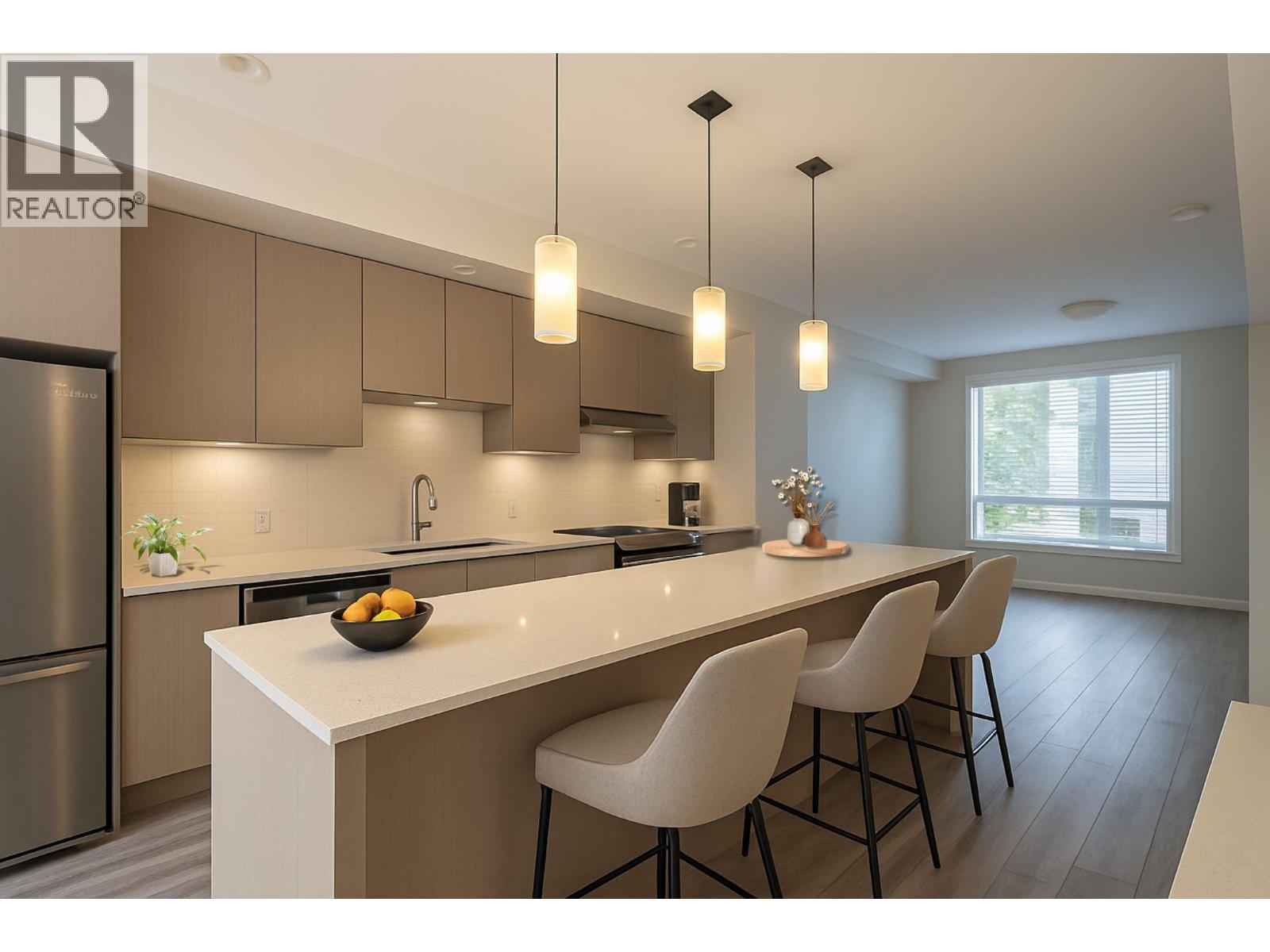 #62 170 Celano Crescent - 3