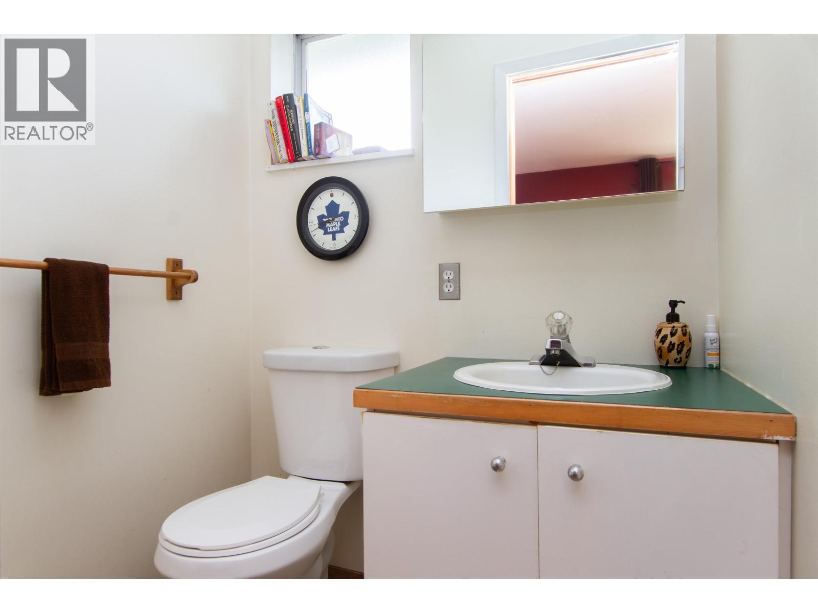 1020 FINCH DRIVE, Squamish