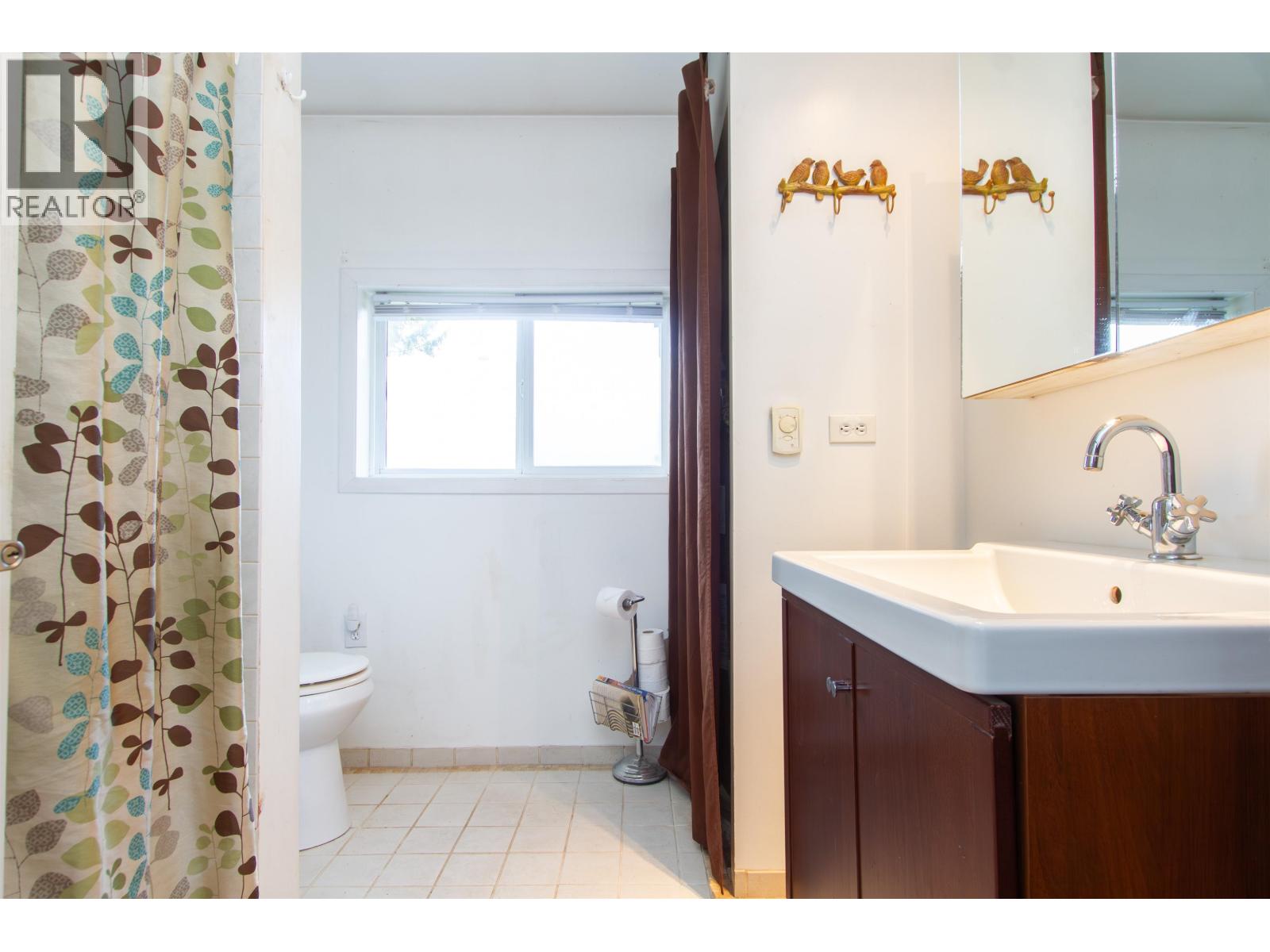 1020 FINCH DRIVE, Squamish