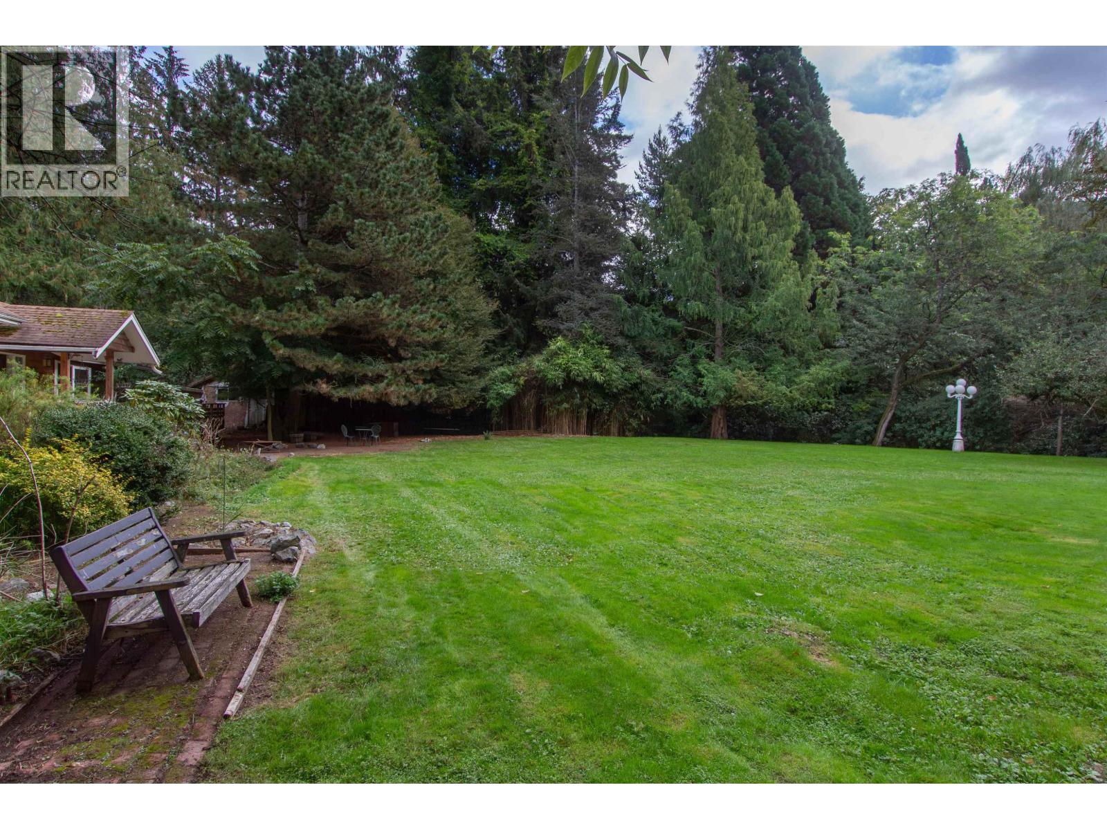 1020 FINCH DRIVE, Squamish