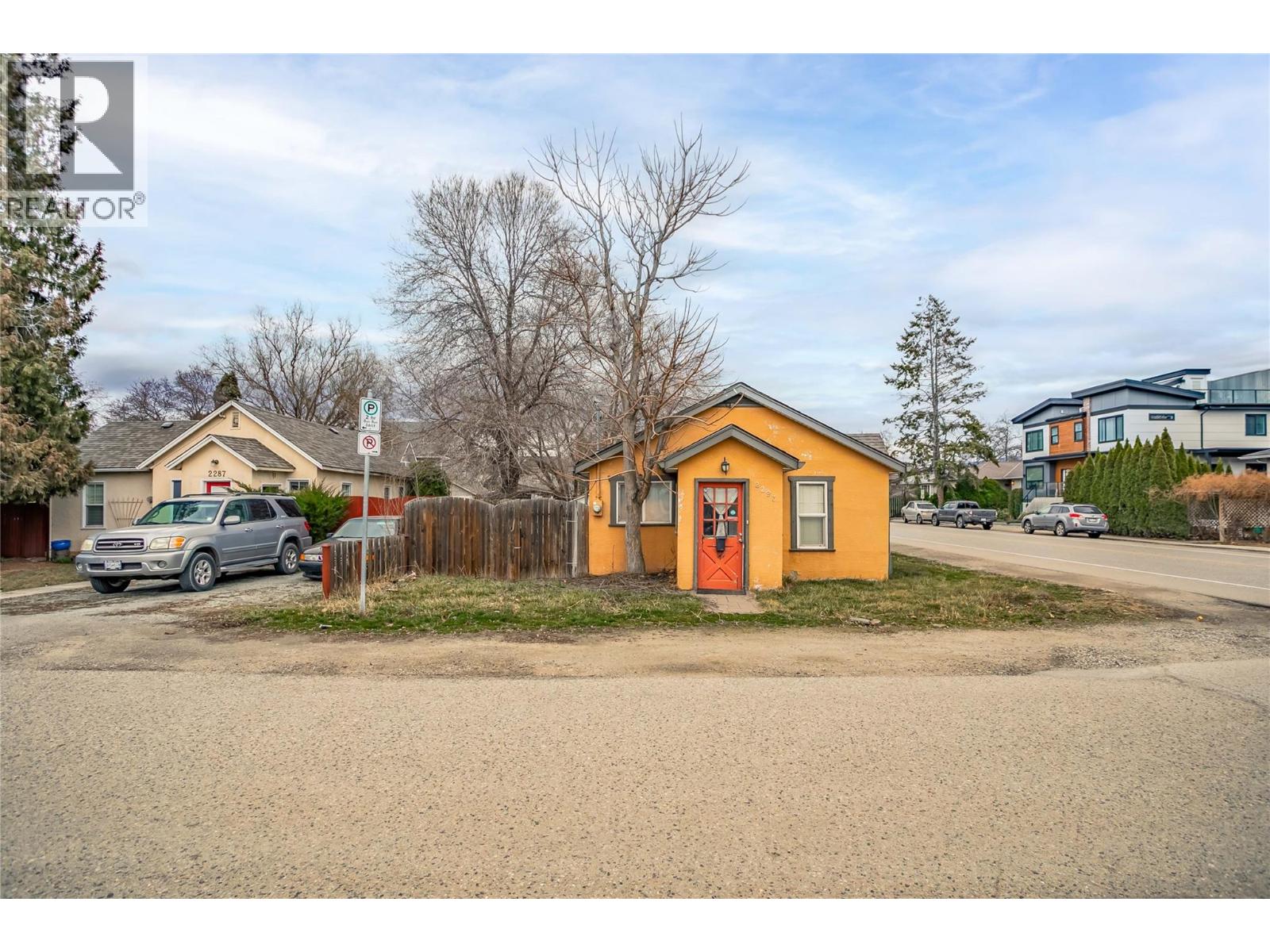  2293 Woodlawn Street, Kelowna