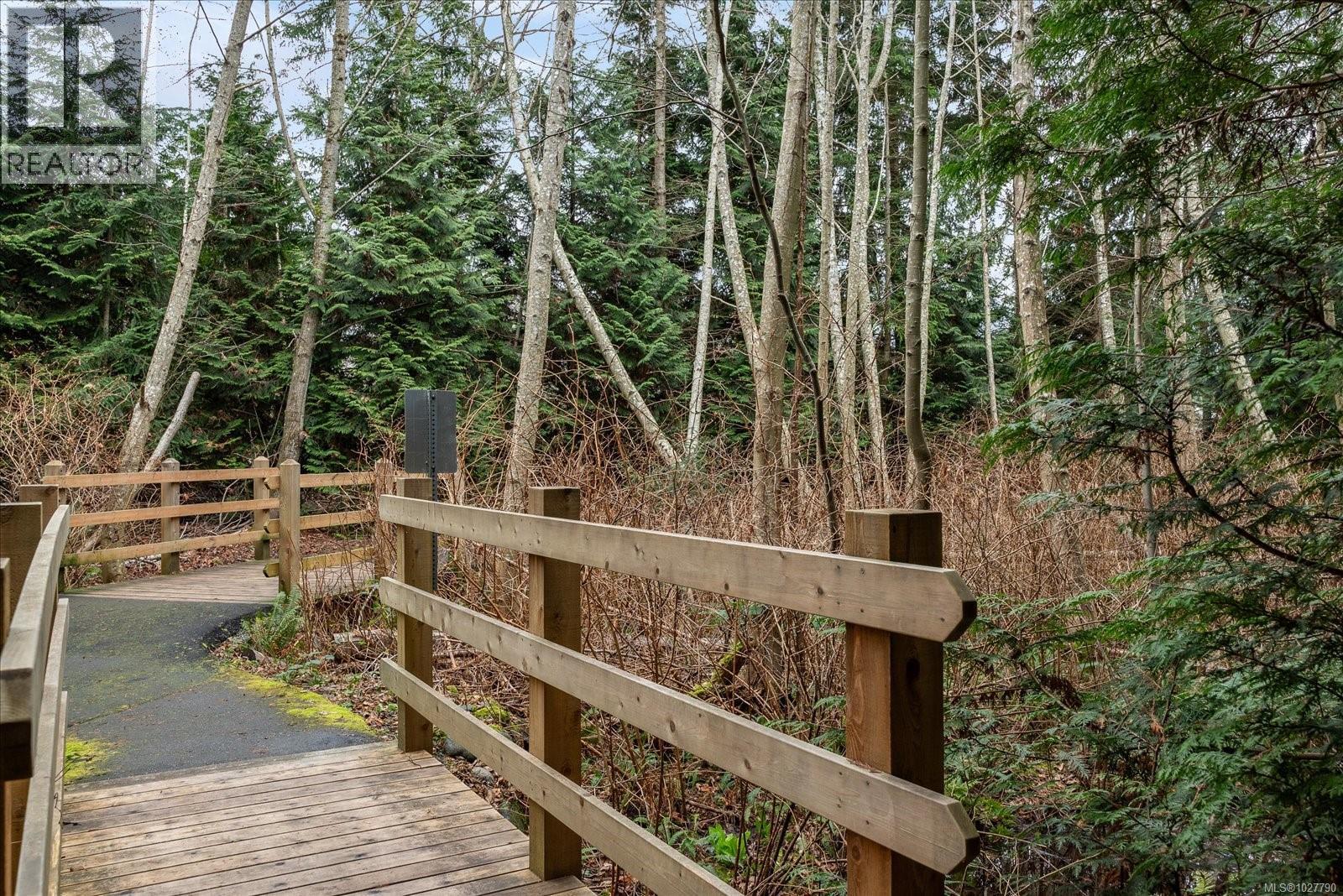 4843 SALMON BERRY WAY - 32