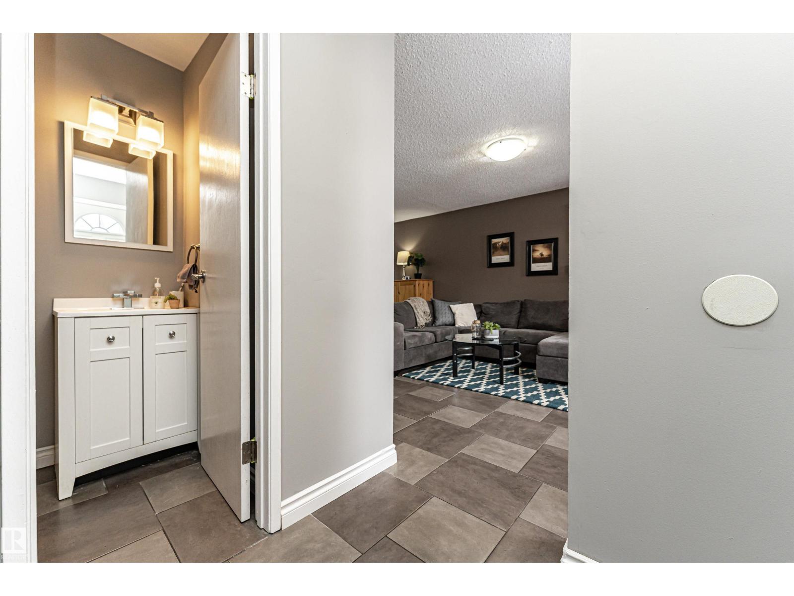 17135 109 ST NW, Edmonton