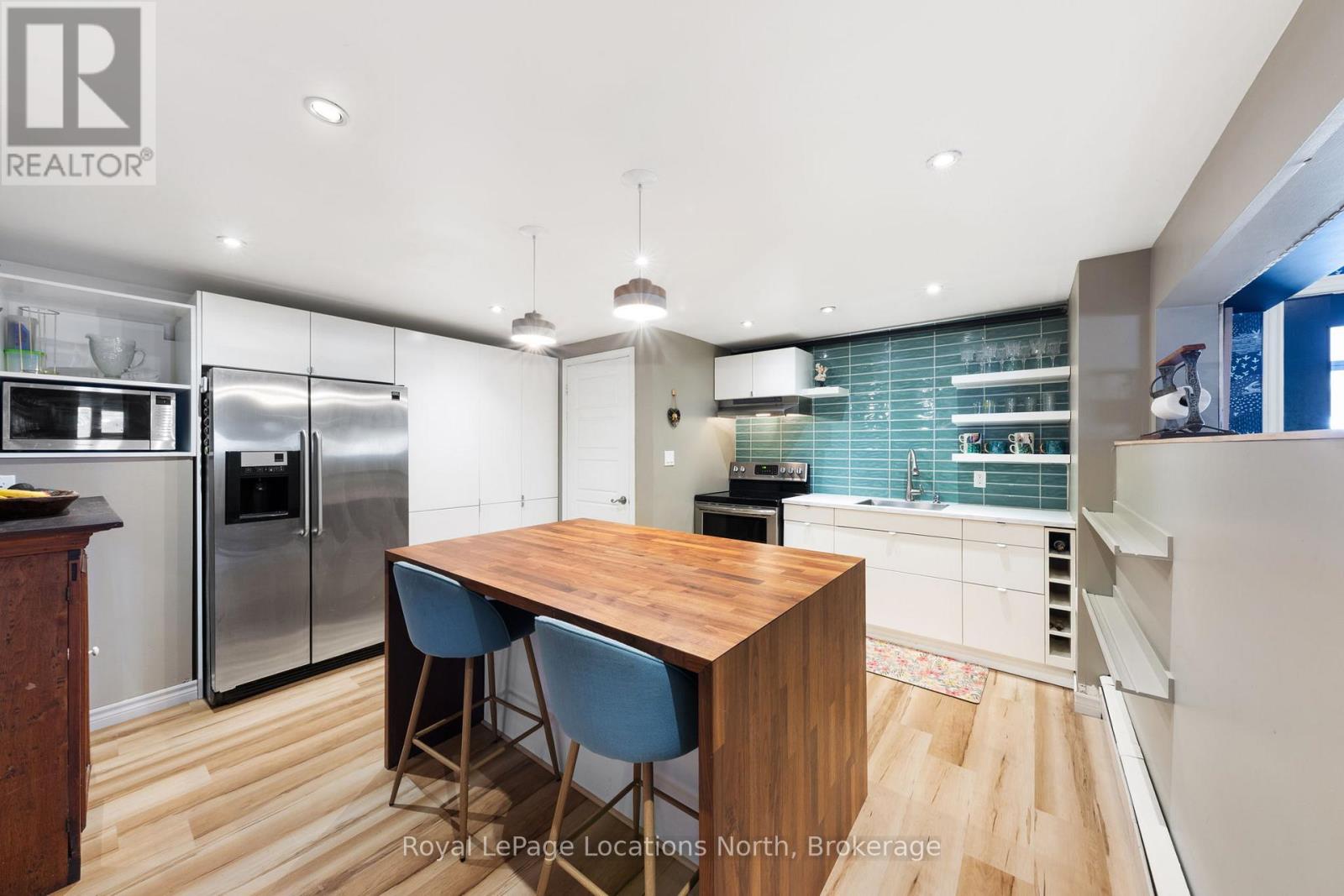 224 MCCREA DRIVE - 37