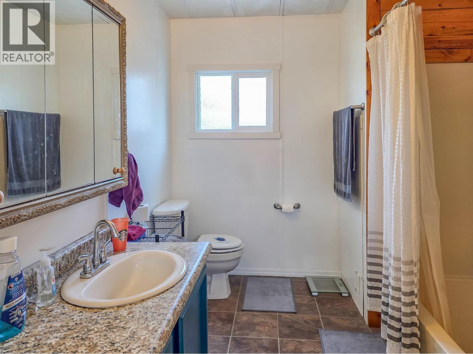 86 95 LAIDLAW ROAD, Smithers