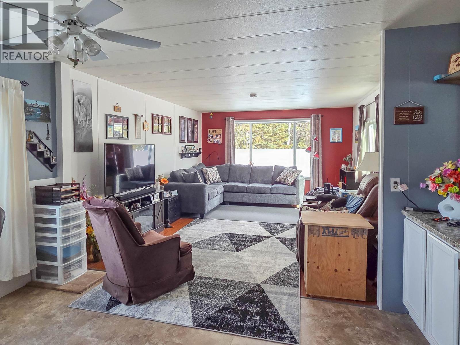 86 95 LAIDLAW ROAD, Smithers