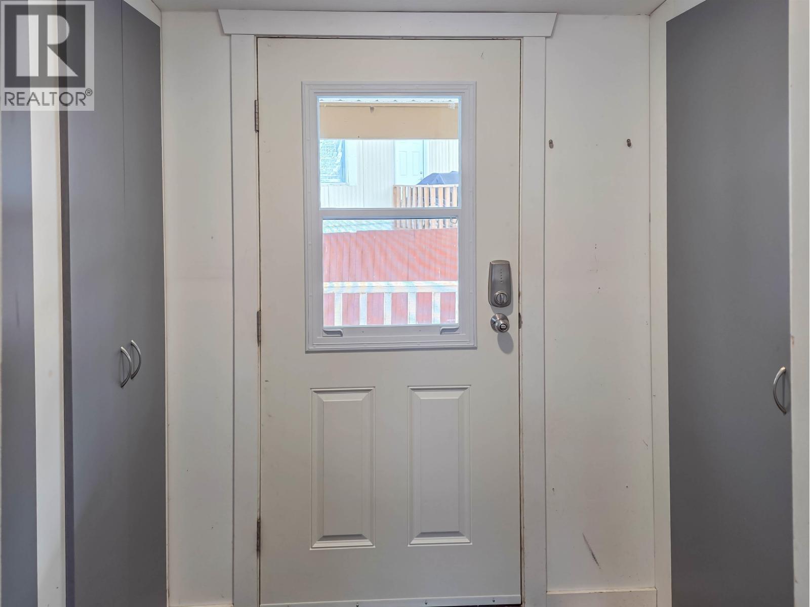 86 95 LAIDLAW ROAD, Smithers