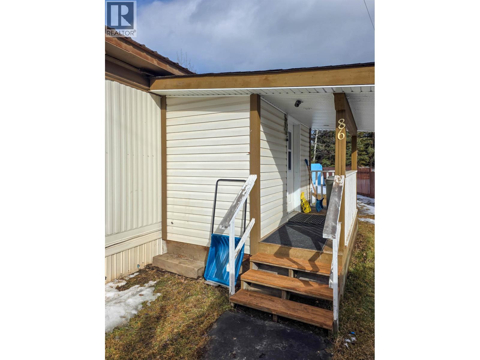 86 95 LAIDLAW ROAD, Smithers