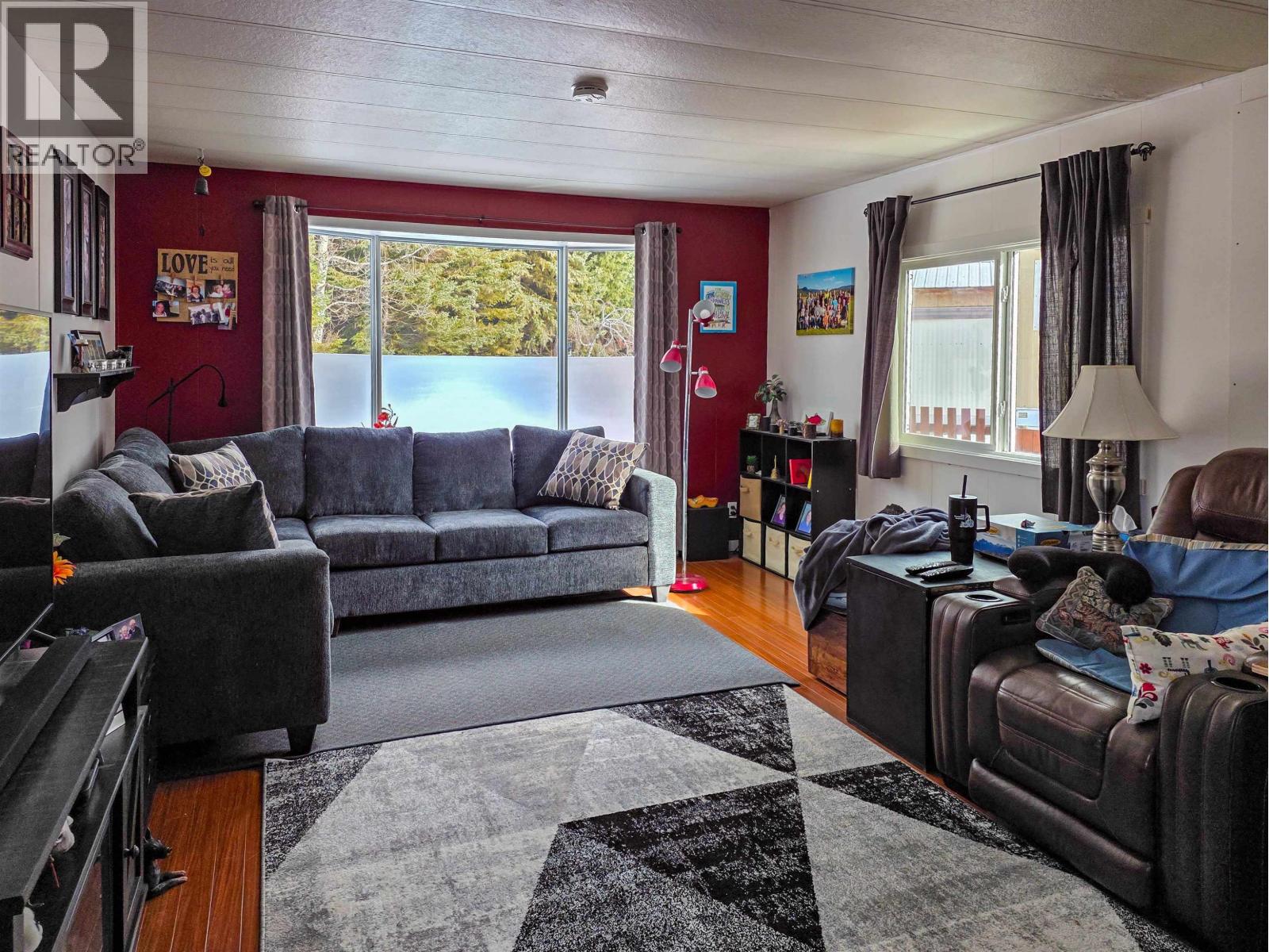 86 95 LAIDLAW ROAD, Smithers