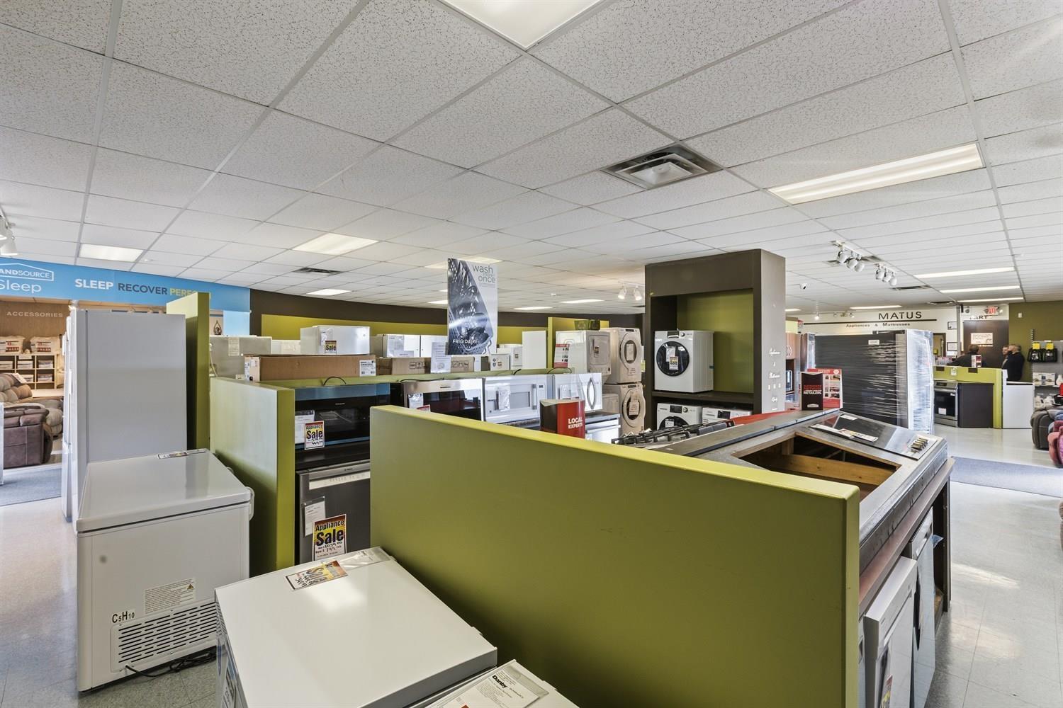 Retail for Sale in Mission – 32020 LOUGHEED HIGHWAY, Mission - Image 10