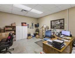 32020 Lougheed Highway, Mission, BC V2V1A4 Photo 18
