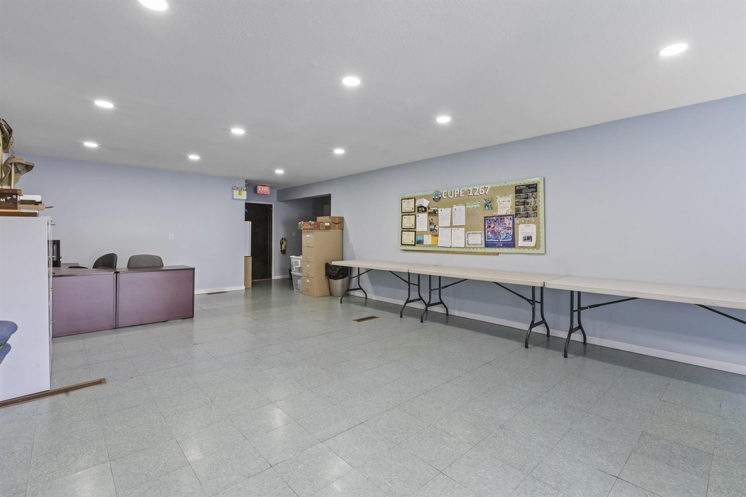 Retail for Sale in Mission – 32020 LOUGHEED HIGHWAY, Mission - Image 23