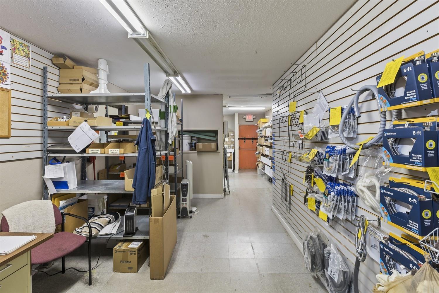 Retail for Sale in Mission – 32020 LOUGHEED HIGHWAY, Mission - Image 19