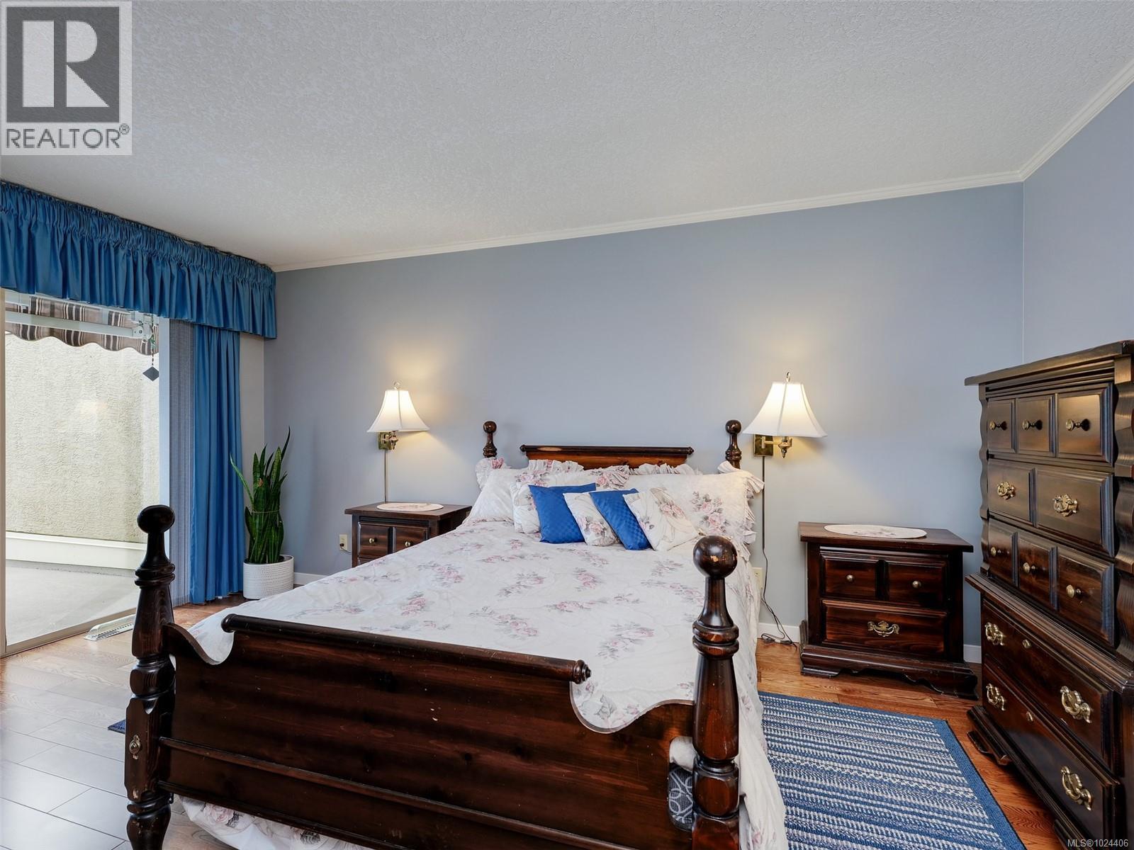 714 6880 Wallace Drive, Saanich