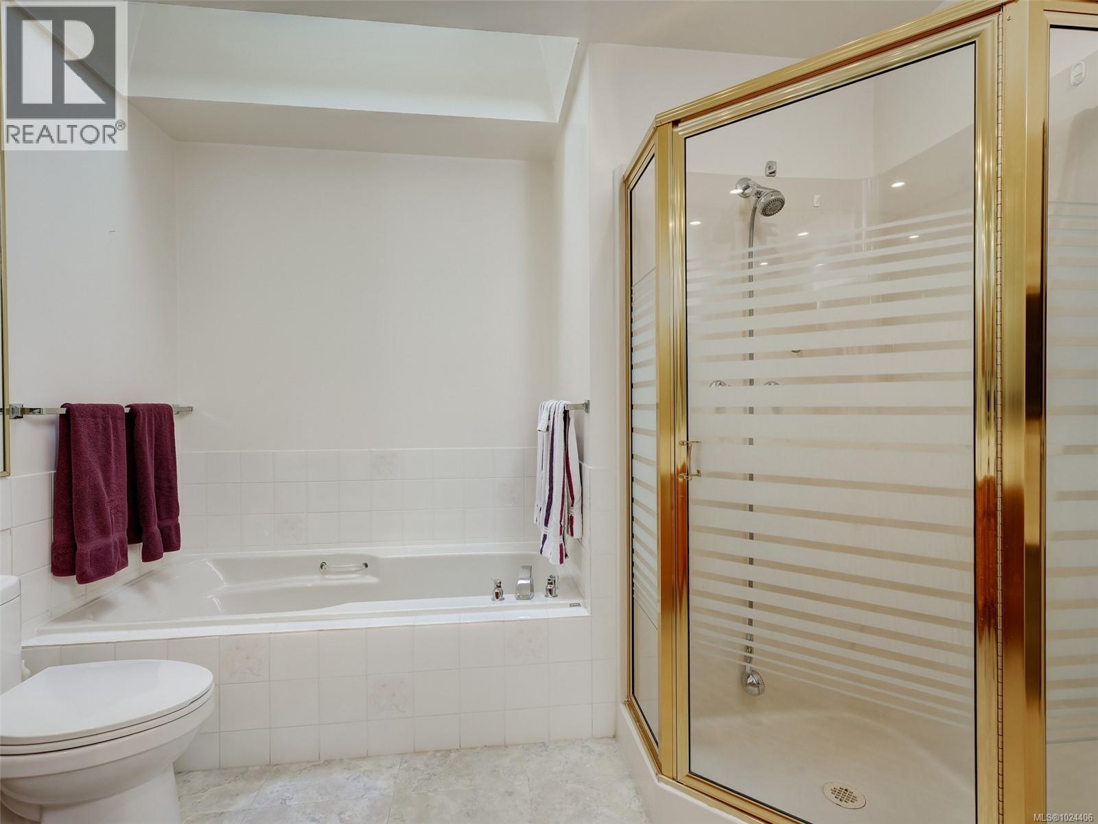 714 6880 Wallace Drive, Saanich